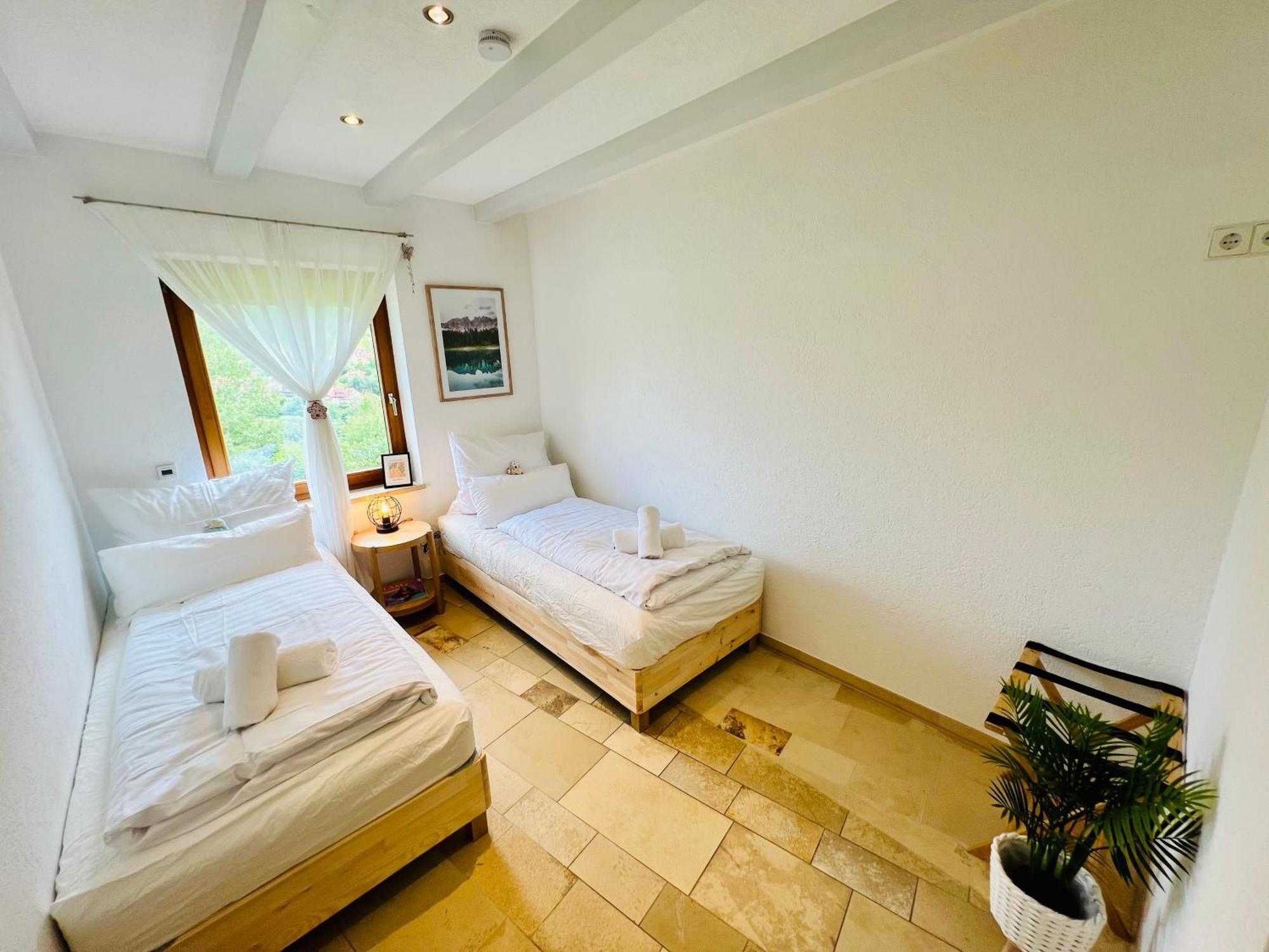 Panoramablick Mit Privatparkplatz, 2 Balkone Und 1,5 Baeder Titisee-Neustadt Exterior foto